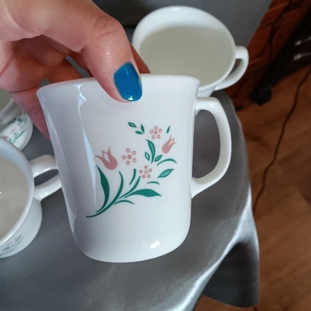 Set of 4 Vintage Corelle Rosemarie Mugs Pink Tulip Flower Corning Ware Tea‎ Cups